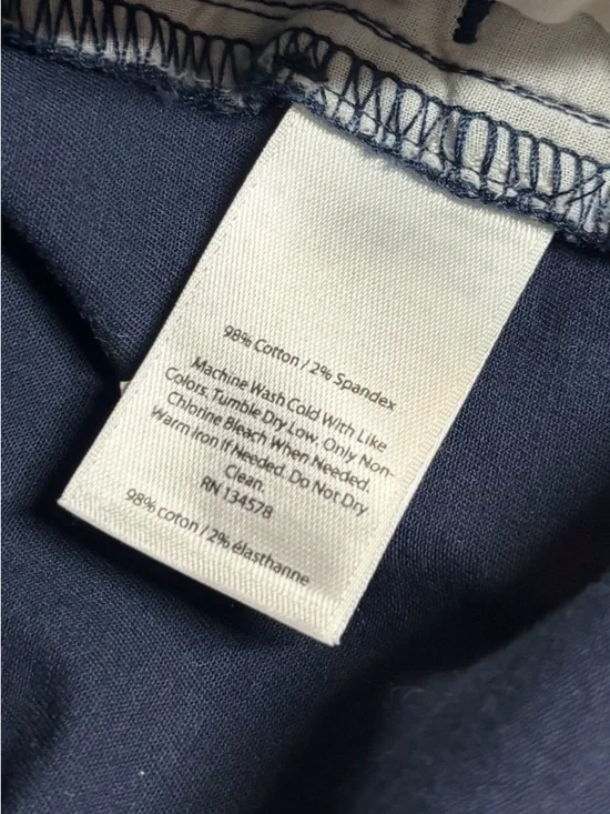 Vineyard Vines Navy Cotton Chino Shorts, size 6 - Picture 4 of 5